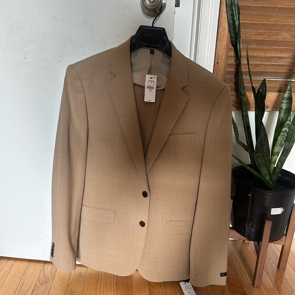 Express Classic Tan Men's Suit
